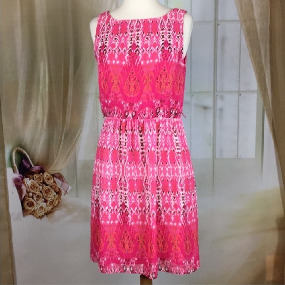 Dress Barn Pink Abstract
Sleeveless Dress 12 P